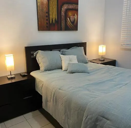Fiesta Spot At La Placita 3 Bedroom And 2 Bathrooms