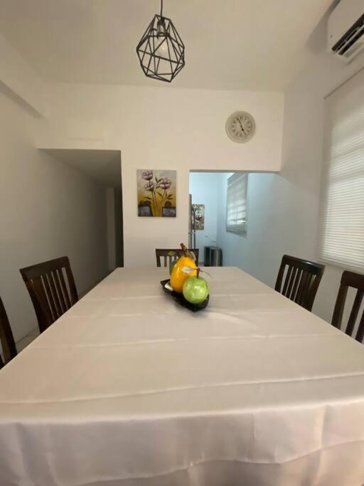 Fiesta Spot At La Placita 3 Bedroom And 2 Bathrooms San Juan