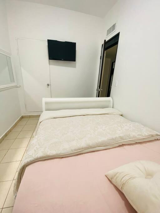 Apartment Fiesta Spot At La Placita 3 Bedroom And 2 Bathrooms *