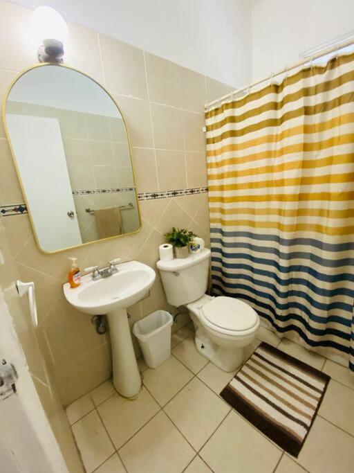 Fiesta Spot At La Placita 3 Bedroom And 2 Bathrooms Apartamento San Juan
